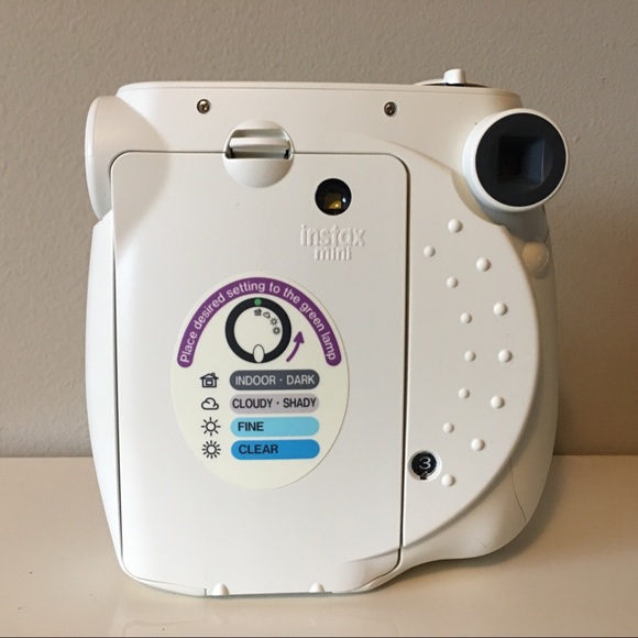 Fujifilm Instax Mini 7S Instant Camera - Picture 2 of 2